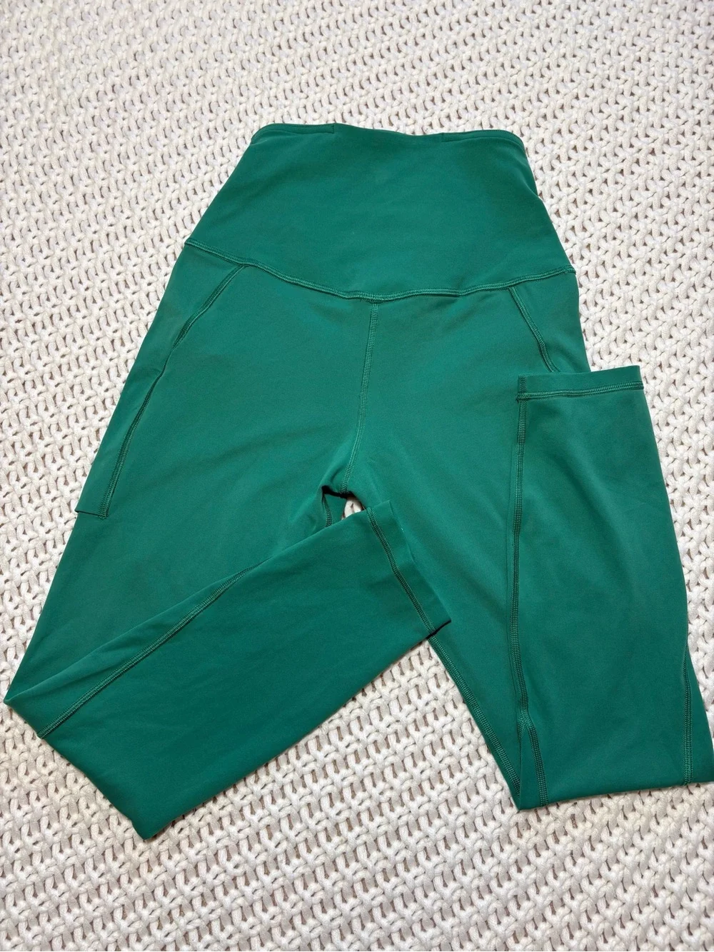 lululemon cascadia green align hr pant 25” pockets size 6